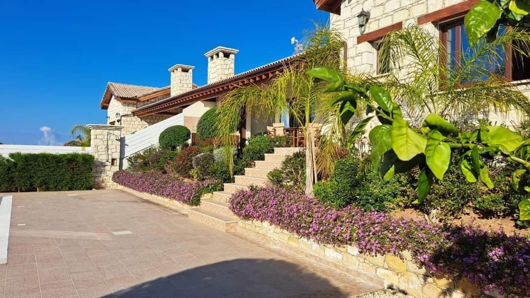 Chrystallia Villa Anaríta